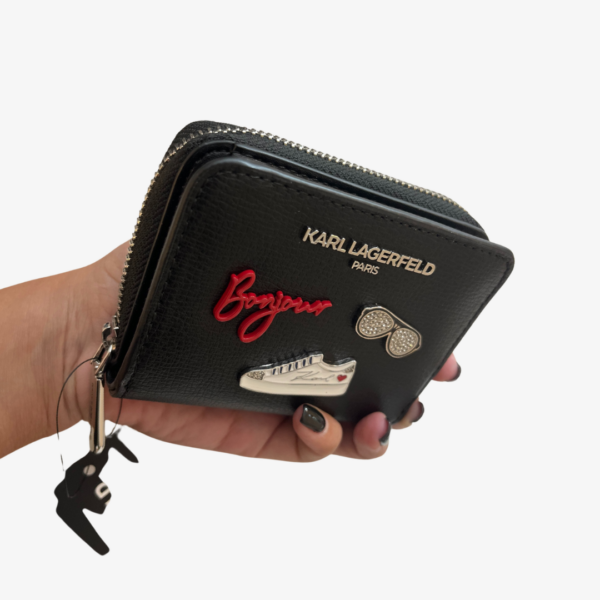 KARL LAGERFELD Wallet Bifold Small with pins in Black.txt