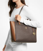 MICHAEL KORS Maisie Large Logo 3-in-1 Tote Bag in Signature Brown
