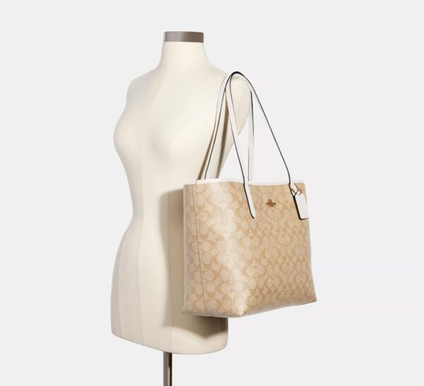 COACH City Tote Bag in Signature Canvas Light Beige