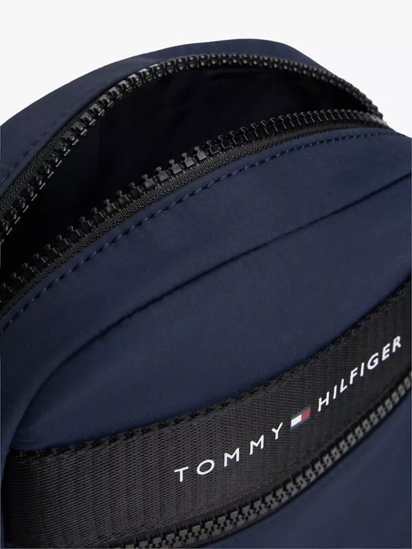 TOMMY HILFIGER MEN Tommy Logo Mini Reporter Bag in Navy