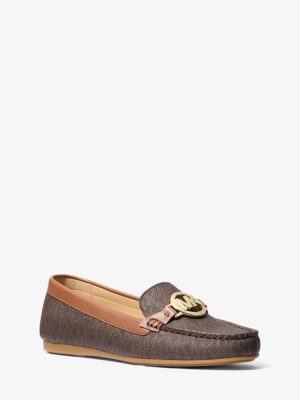 Michael Kors Moccasin in SIGNATURE BROWN