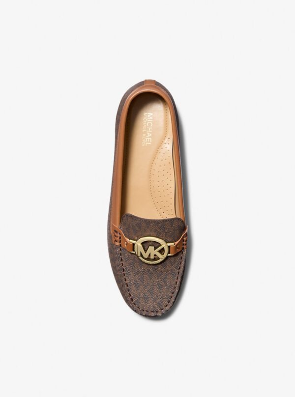 Michael Kors Moccasin in SIGNATURE BROWN
