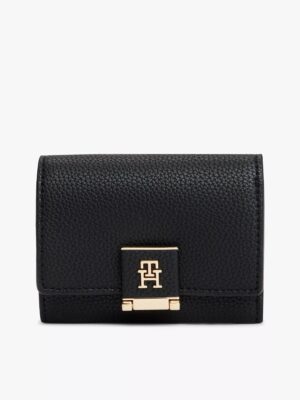 Tommy Hilfiger Monogram Clasp Pebbled Trifold Wallet IN bLACK
