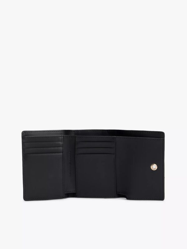 Tommy Hilfiger Monogram Clasp Pebbled Trifold Wallet IN bLACK