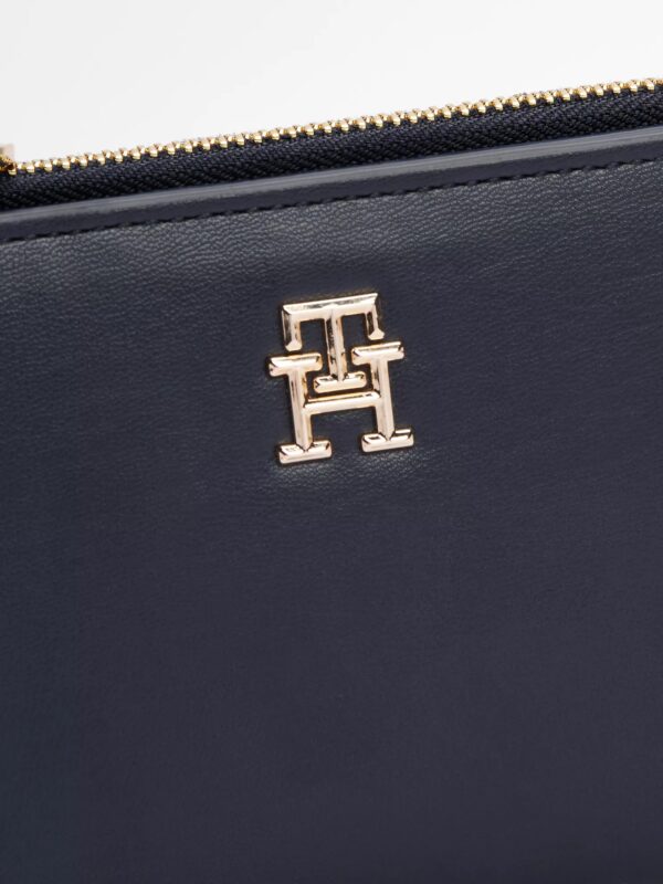 Tommy Hilfiger Tommy Monogram Slim Wallet IN DARK NAVY