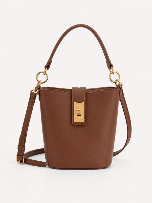 TOMMY HILFIGER BUCKET AND CROSSBODY BAG IN COGNAC