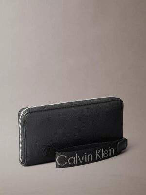 CALVIN KLEIN ULTRALIGHT LARGE WALLET WITH WRISTLET IN BLACK 2